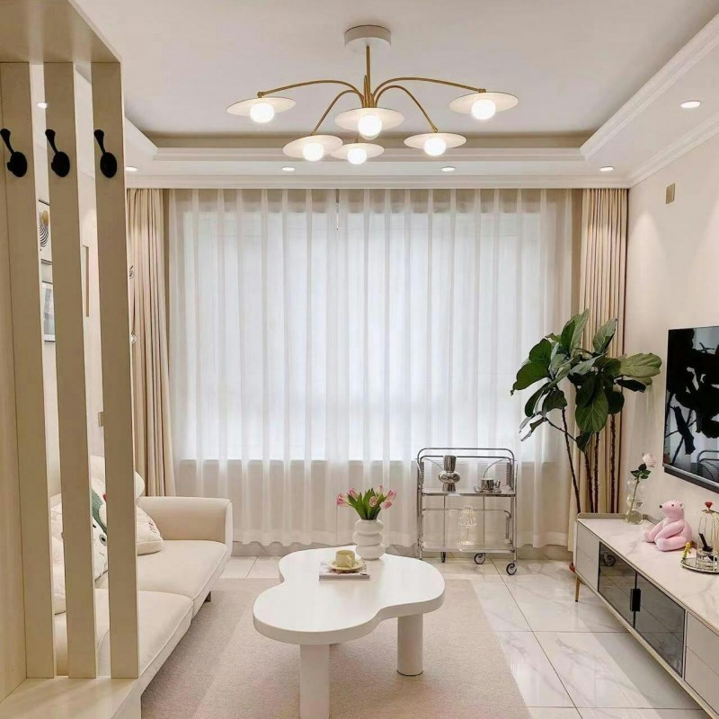Xandros White Metal Champignon Chandelier