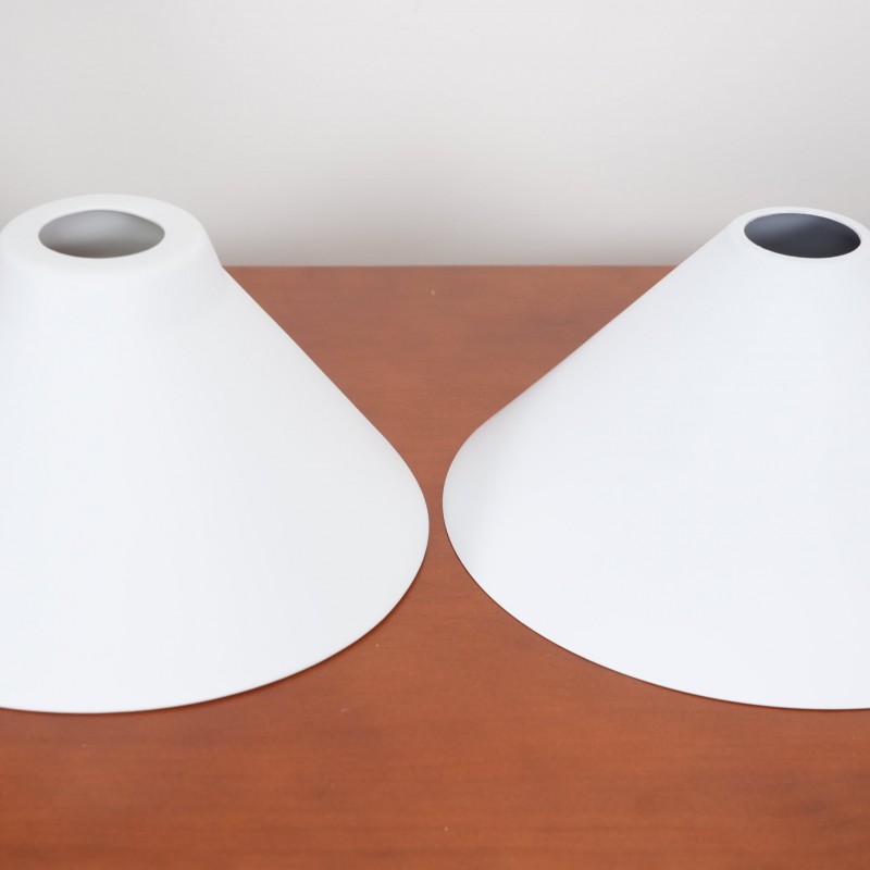 Foxx Retro Metal Conical Ceramic Pendant Light
