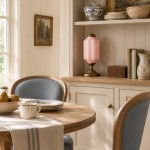 Nexos French Retro Cream Glass Textured Eloise Table Lamp